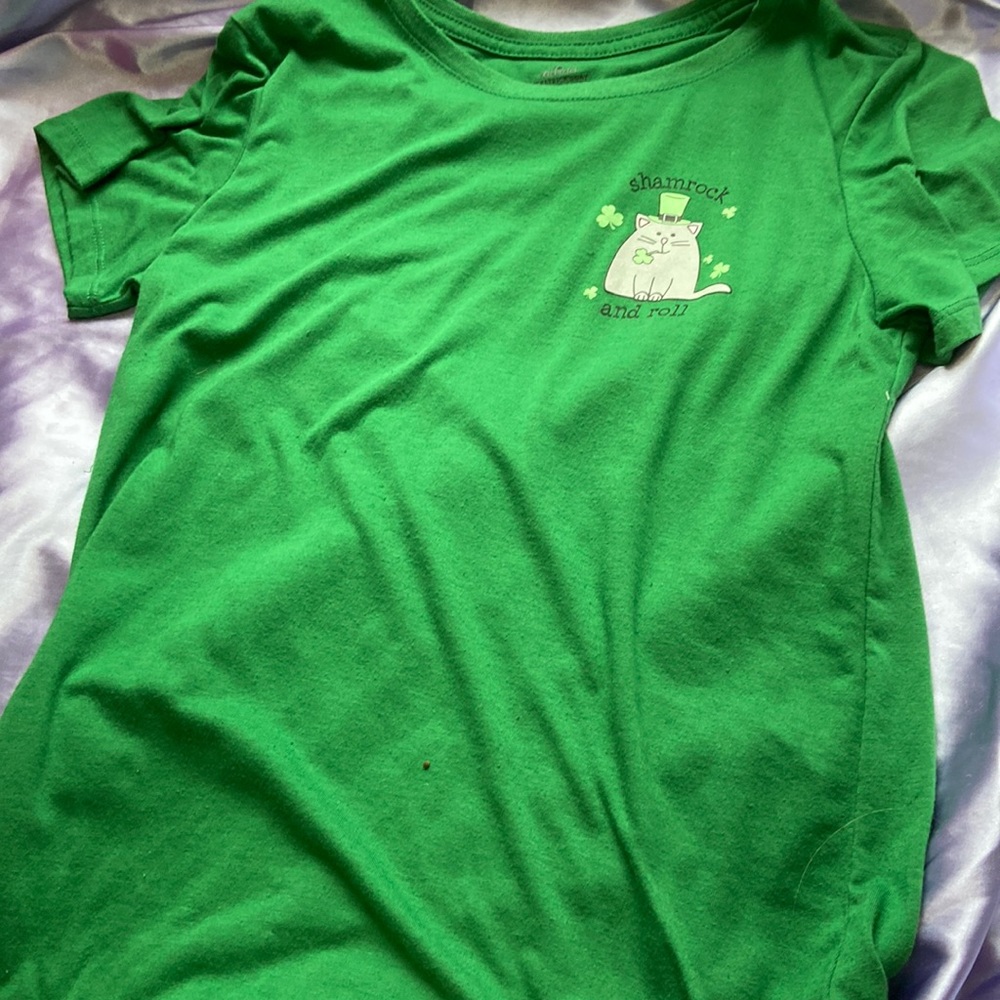 At Patrick’s day cat shirt Kids 8/10